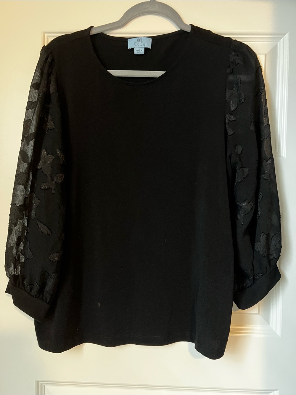 CeCe Lace Sleeve Stretch Blouse